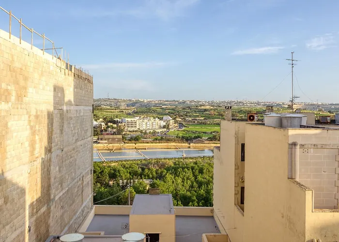 Seacrest - Large 3 Bedroom Apartment