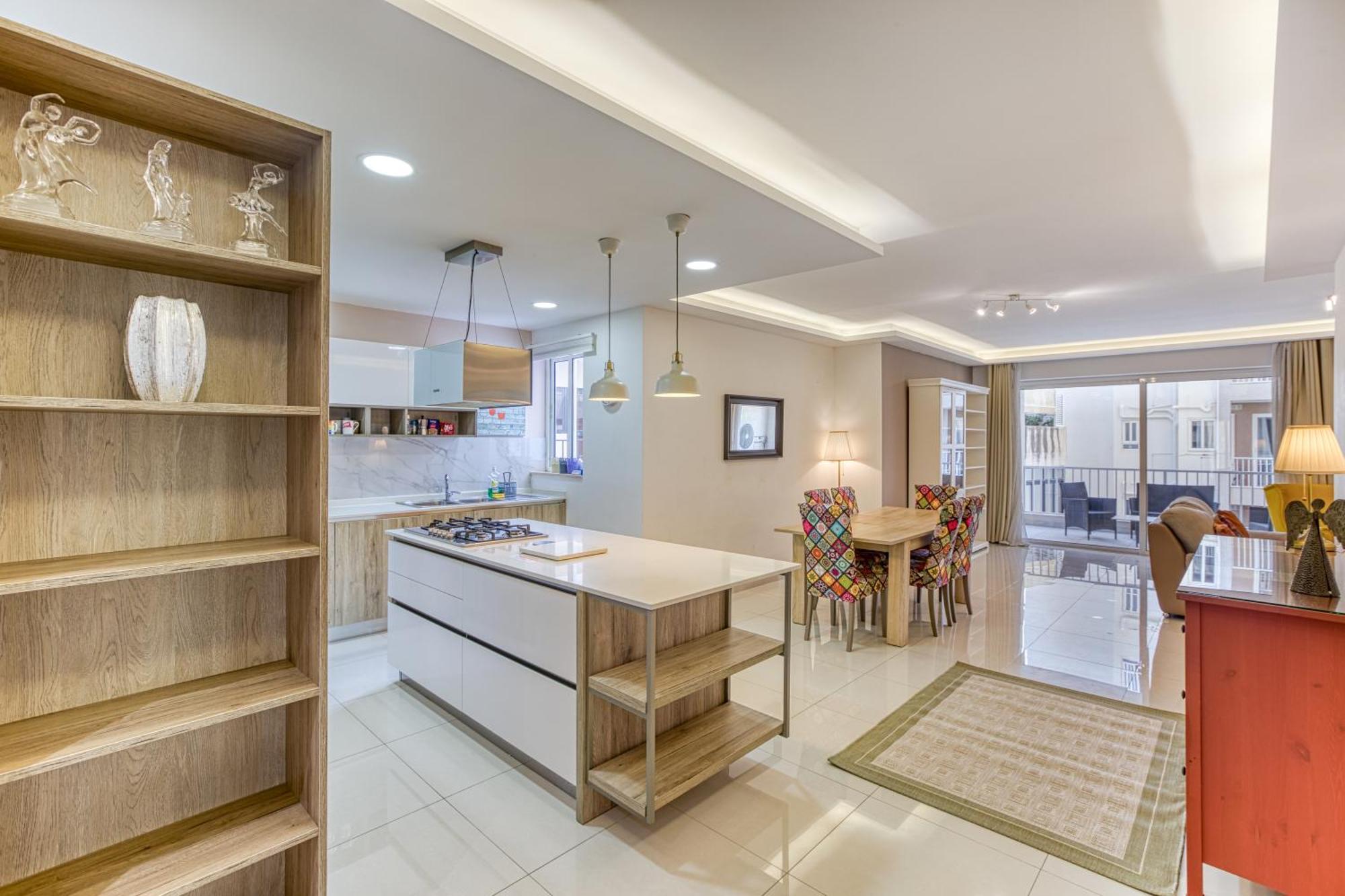 Seacrest - Large 3 Bedroom *