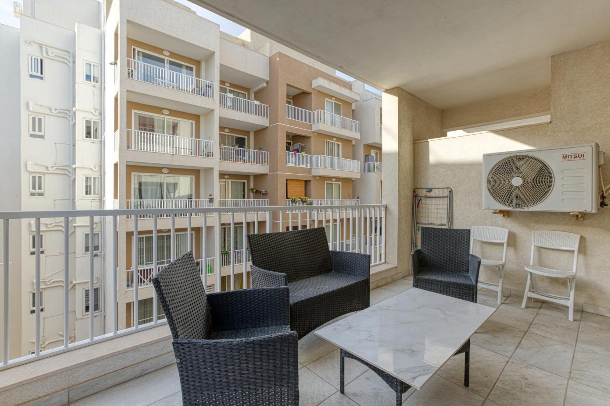 Seacrest - Large 3 Bedroom San Pawl il-Baħar